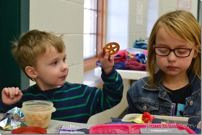 table2 iso1600 f5 1-60